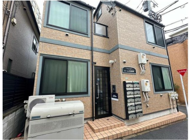 中野区東中野１丁目のアパートのエントランス