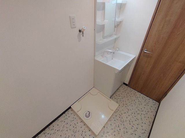 神戸市北区鈴蘭台西町１丁目の賃貸マンション