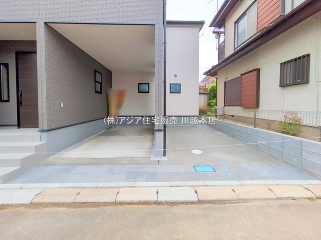 月々9万円台～　新築戸建　川越市霞ケ関北 第3の駐車場|ビルトインガレージ+カースペース1台分