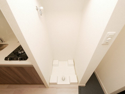 【設備】 | プレサンス大国町アドロッソ | 洗濯機置き場です