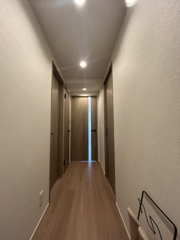 【玄関】エクレール足立 