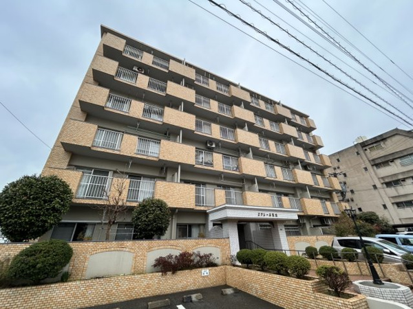 エクレール足立の画像