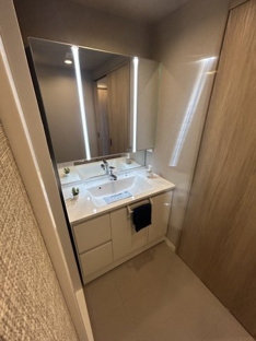 【独立洗面台】エクレール足立 