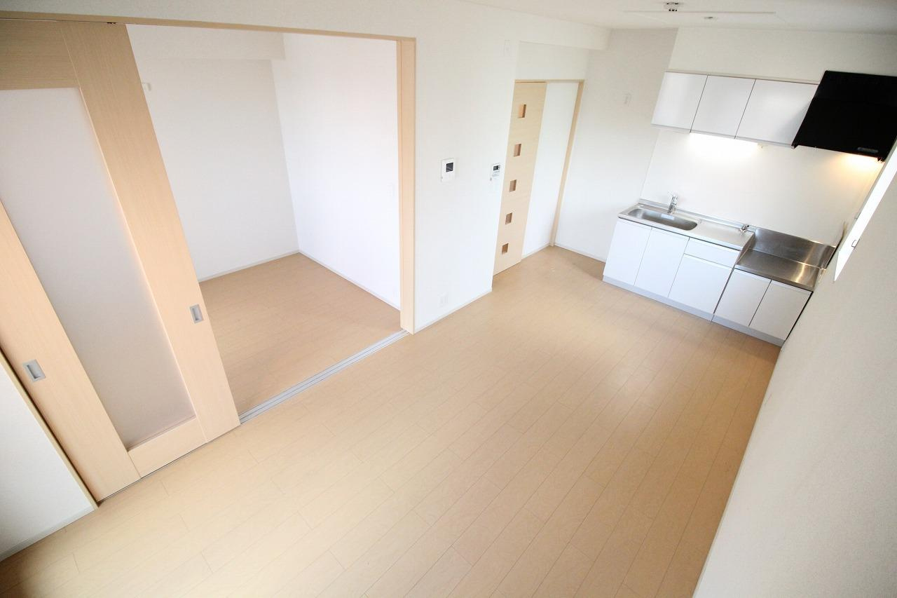コリーヌ潮見が丘の居間・リビング|※お部屋により仕様が異なる場合があります。