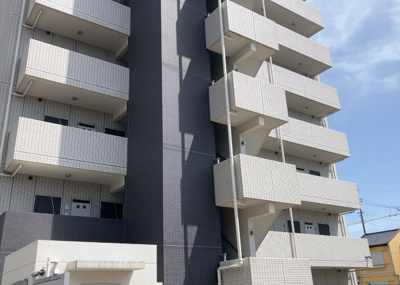 【その他共用部分】 | イアース八王子 | 共用部分は、一棟の建物に住む区分所有者全員が共同で所有するとし、共用部分の管理、補修などは、区分所有者で形成される管理組合が行います。個人の判断で勝手に変更することはできませんので覚えておきましょう。