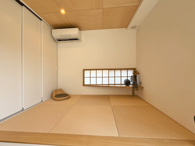 【先着1棟！モデルハウス】鶴ケ谷東４丁目の和室|リビングなどに段差を設けることで視覚的に空間のメリハリがつく♪癒しのくつろぎスペース◎