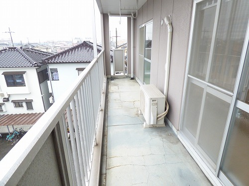 エグゼカーサのバルコニー|※お部屋により仕様が異なる場合があります