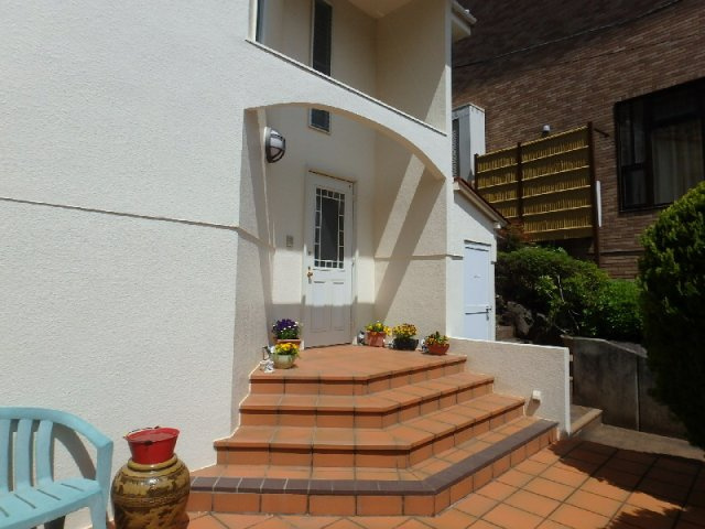 S1713Z　碁石が浜分譲地売ペンションの玄関