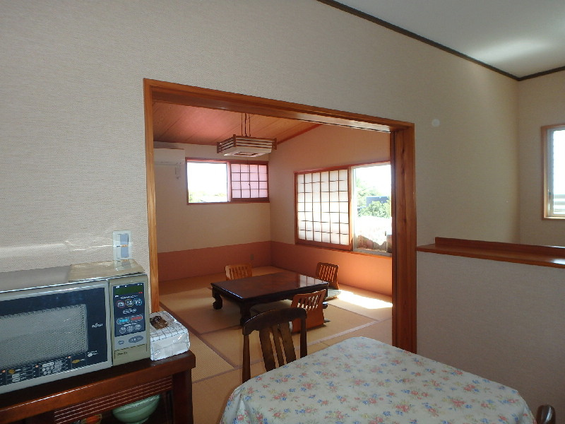 S1713Z　碁石が浜分譲地売ペンションのダイニング