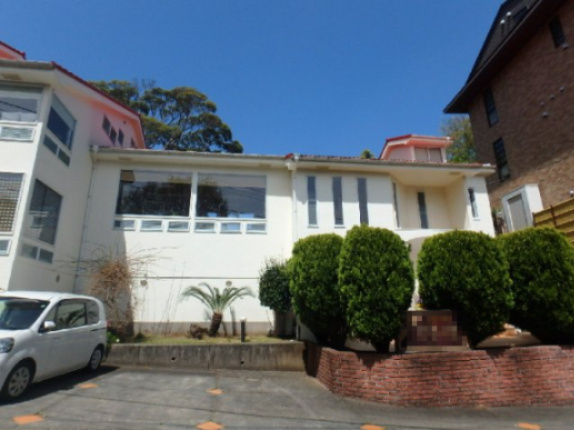 S1713Z　碁石が浜分譲地売ペンションの駐車場