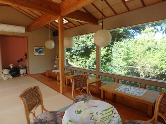 S1713Z　碁石が浜分譲地売ペンションの居間・リビング