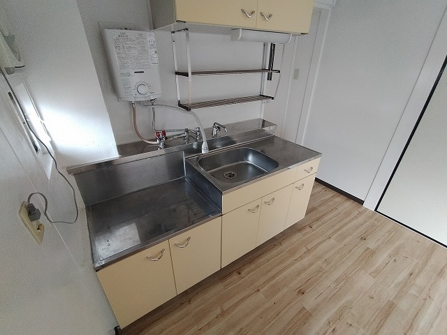 神戸市北区鈴蘭台東町６丁目の賃貸マンションのキッチン