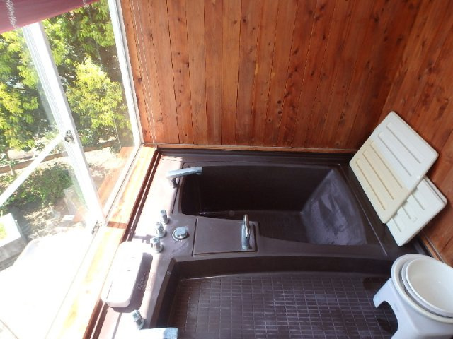 S1716H 碁石が浜分譲地中古住宅の浴室