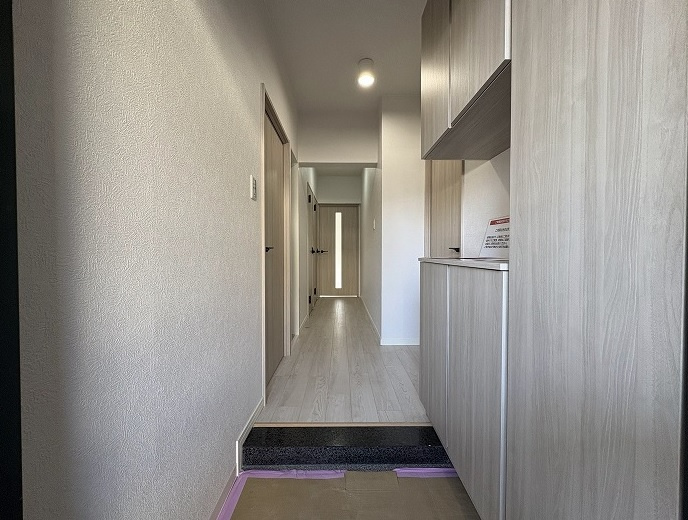 パルコープ長束の玄関