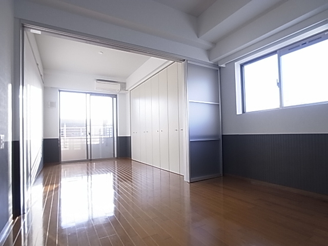 神戸市長田区松野通２丁目の賃貸マンションの居間・リビング|洋室・リビング