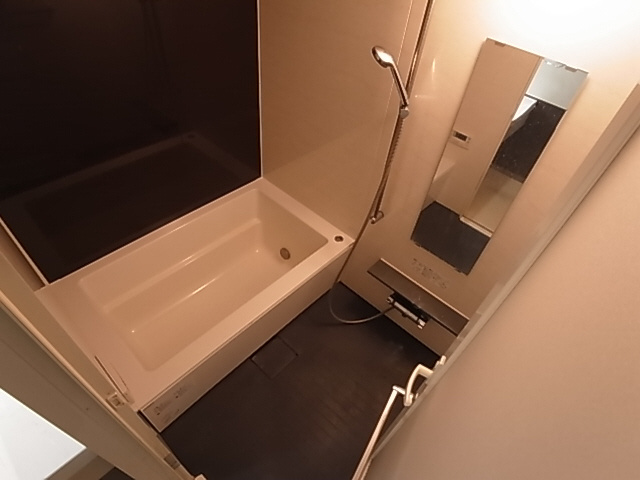 神戸市長田区松野通２丁目の賃貸マンションの浴室|追焚機能付浴室