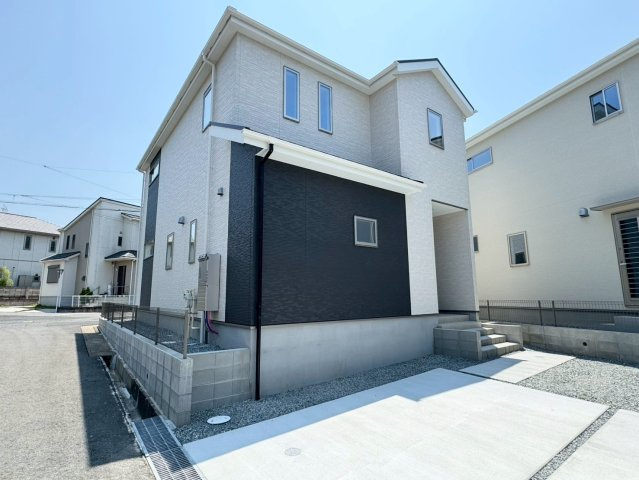 ーBloomーブルームー小倉南区山手2丁目1期　【小倉南区　新築戸建て】の外観|スタイリッシュな外観が魅力♪【小倉南区　新築戸建て】
