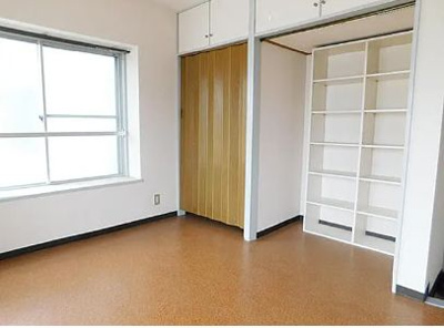  | ドミール・カミ