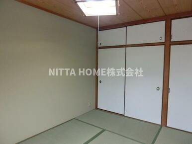 ジョイフル柏原の和室|押し入れ収納付き○