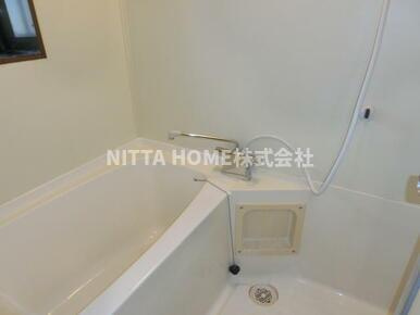 ジョイフル柏原の浴室|独立しているお風呂です!(^^)!