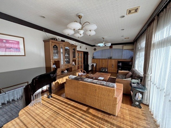 【居間・リビング】 | 熱海市泉　戸建