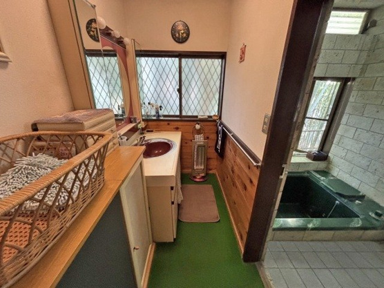 【ランドリースペース】 | 熱海市泉　戸建