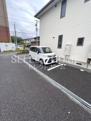 【駐車場】 | ベルパーク丸山Ｌ棟 | 駐車場に車を止められます