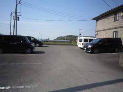 【駐車場】 | エーデルハイム | 駐車場