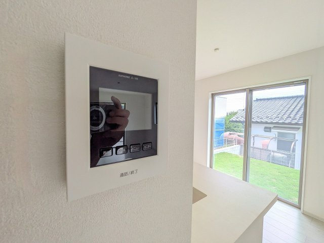 八王子市　めじろ台　新築一戸建て　７期のセキュリティ|～TVモニター付インターホン　訪問者の確認に便利です～