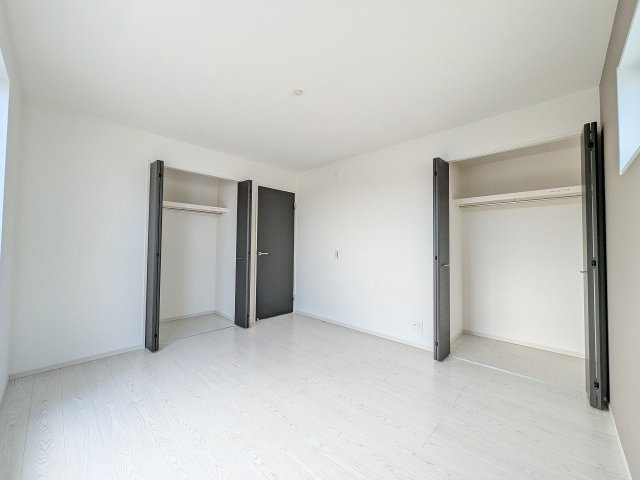 八王子市　めじろ台　新築一戸建て　７期の収納|～収納力の高いクローゼット完備～