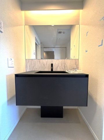 リラハイツ大通西ミュゼの洗面所