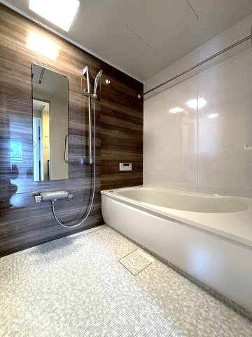 リラハイツ大通西ミュゼの浴室