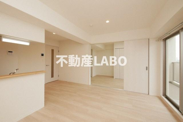 レジデンス朝潮橋の洋室