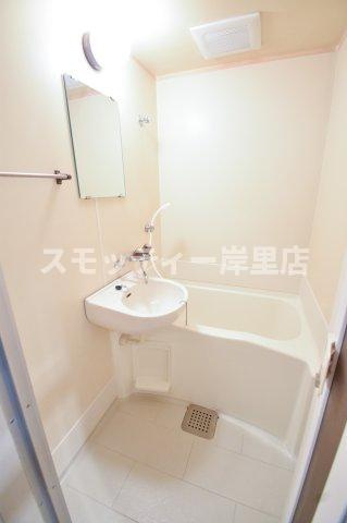 コスモレジデンス北加賀屋IIの浴室