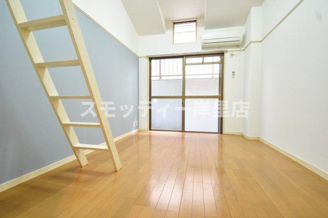 コスモレジデンス北加賀屋IIの居間・リビング