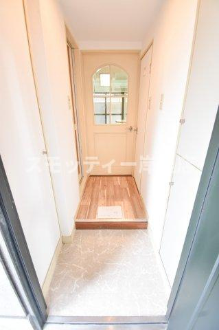 コスモレジデンス北加賀屋IIの玄関