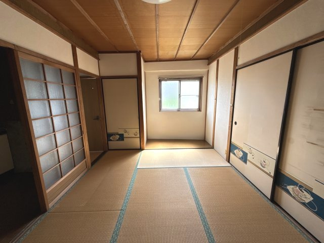 サクライアパートの居間・リビング