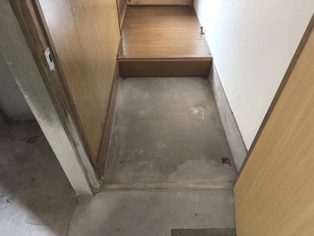 サクライアパートの玄関