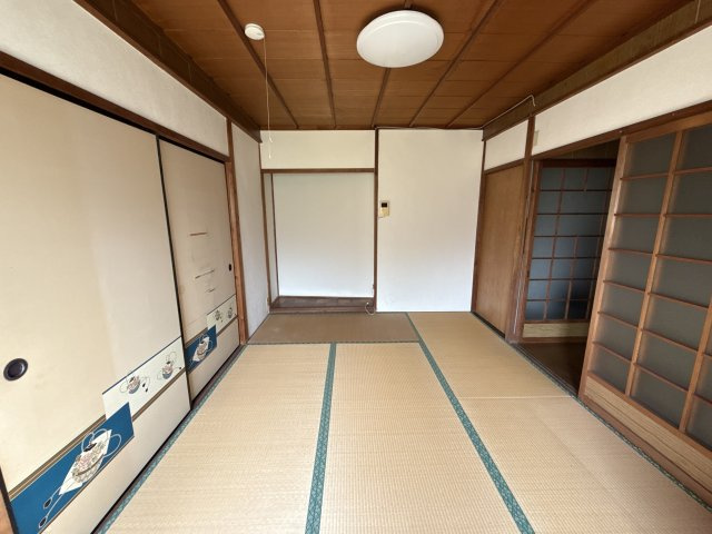 サクライアパートの居間・リビング