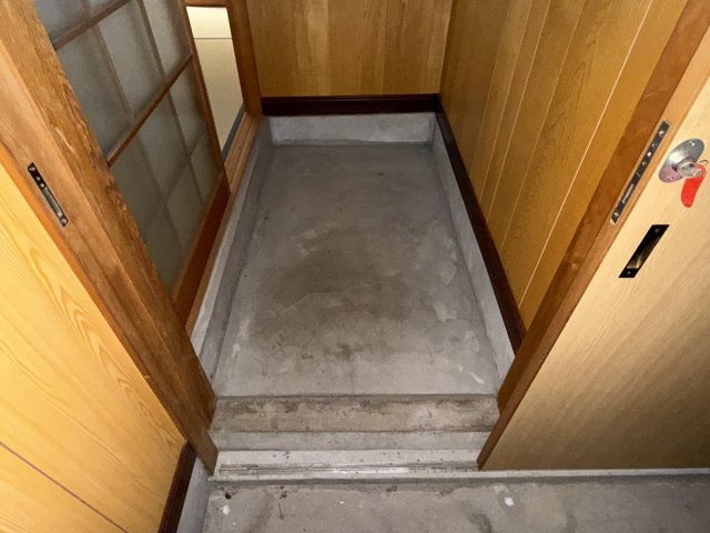 サクライアパートの玄関