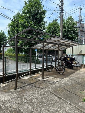 小宮マンションのその他共用部分|自転車置き場