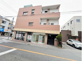 荒牧ビルの外観