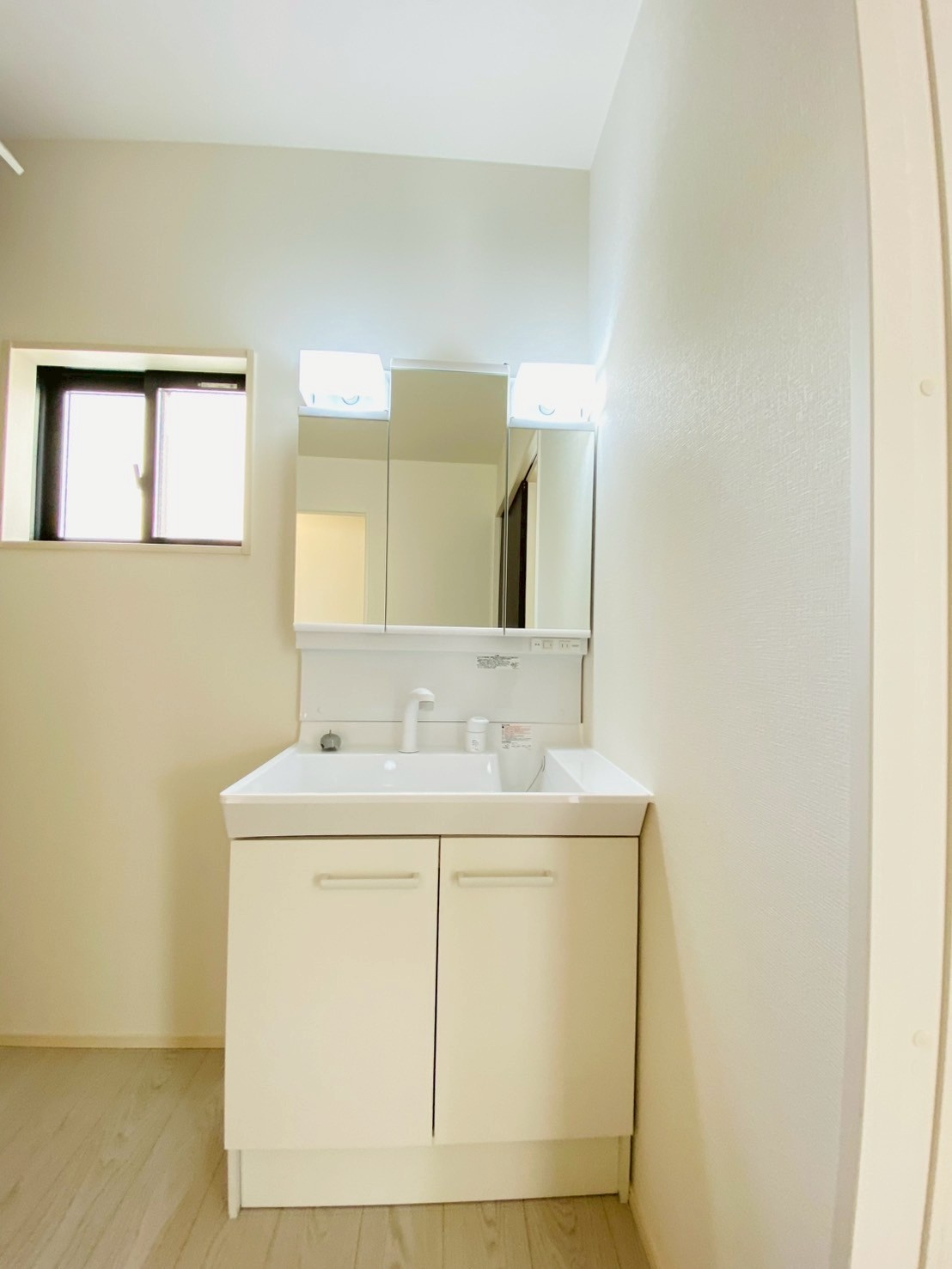 よかタウン／南区田井島2丁目1期／1号棟の独立洗面台