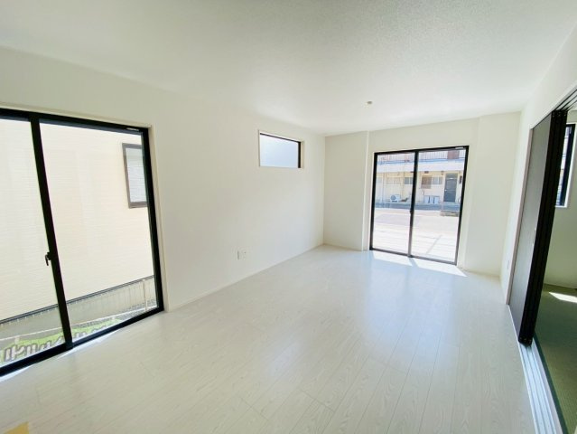 よかタウン／南区田井島2丁目1期／1号棟の居間・リビング