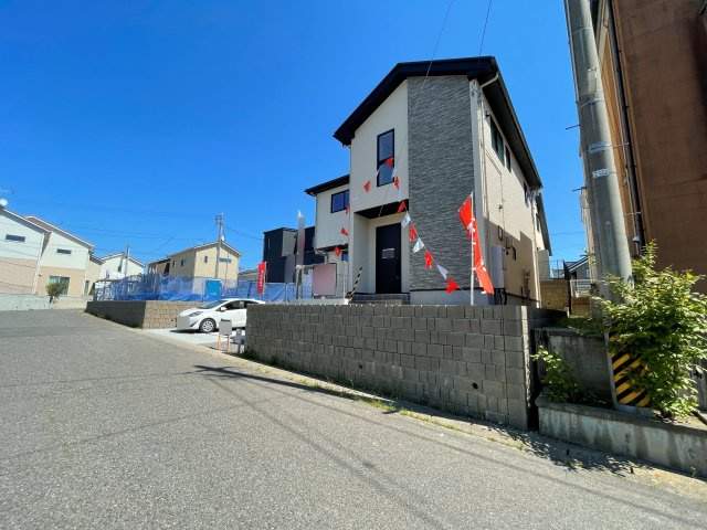 新築戸建・建売　郡山市八山田1期　Erde　全1棟の前面道路含む現地写真
