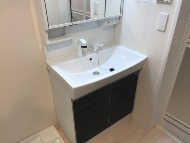 ハナミズキの洗面所|洗髪洗面化粧台（イメージ）