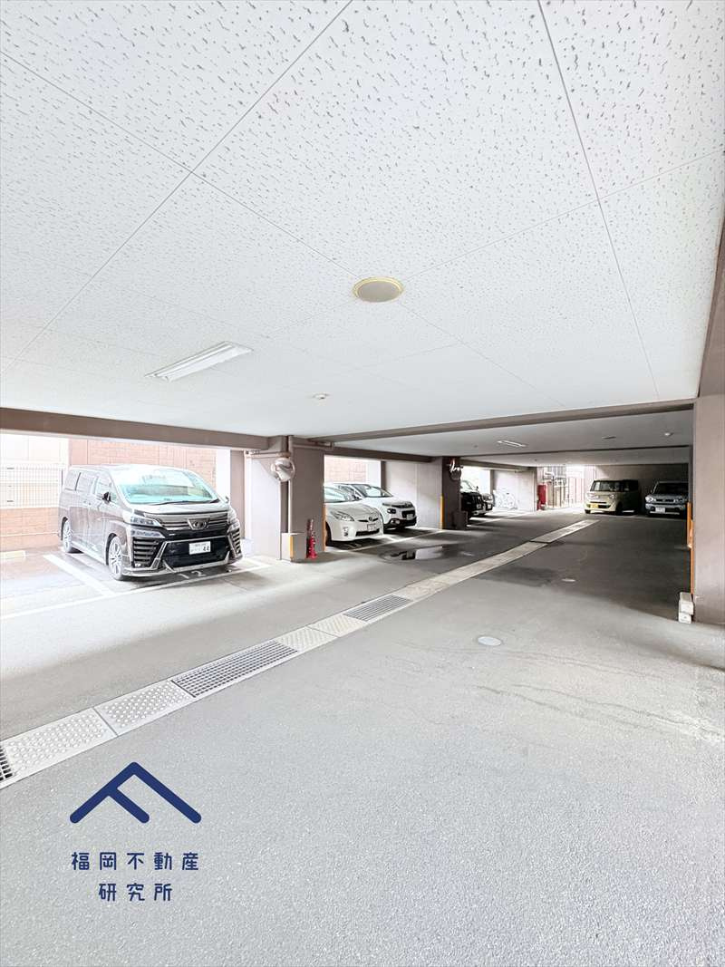 アクロス博多セントラルパークの駐車場