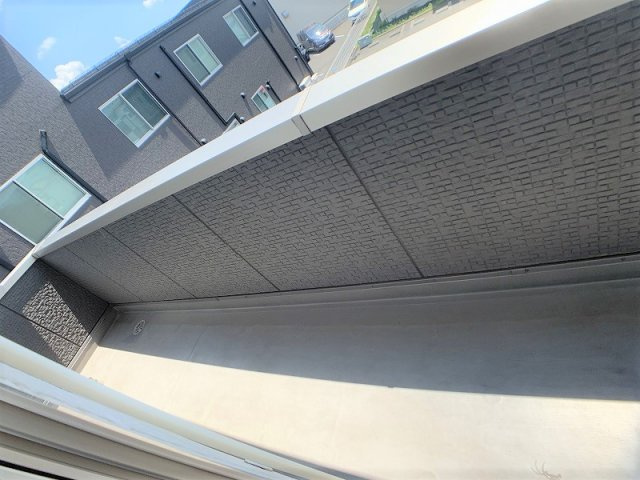 ロイヤルラパンのバルコニー