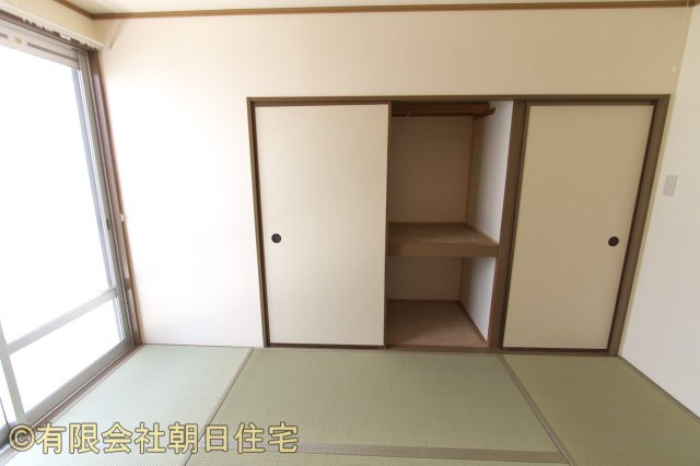 プレジール平山の収納