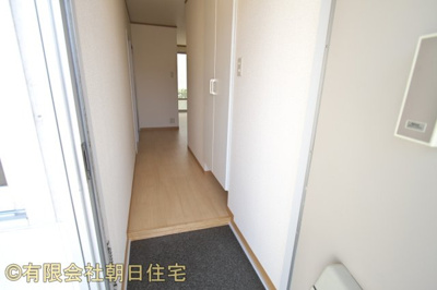 【玄関】 | プレジール平山